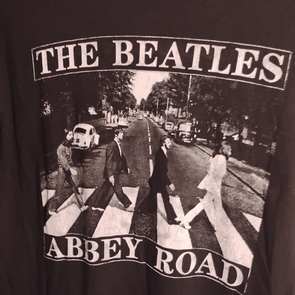 The Beatles Graphic T-Shirt Men Large Black Abbey Road Band Tee L 21x29 - Picture 2 of 8